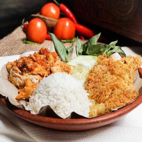 Review Festival Dermaga Kuliner Malang: Nostalgia dan Kekecewaan di Tengah Aroma Seafood