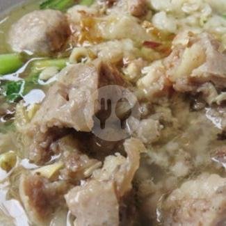 Review Bakso Dan Mie Ayam Goli: Pengalaman Makan yang Bikin Happy di Surabaya