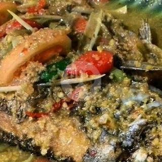 Gurame Telor Asin menu Ikan Goreng Cianjur,  Lemahwungkuk