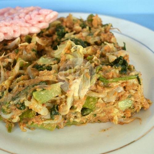 Lotek Mateng menu Rujak Dan Lotek, Sumbersari