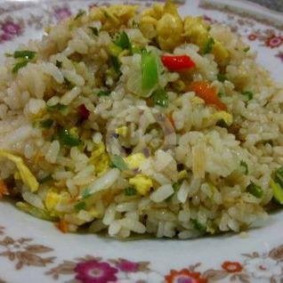 Bakmi Goreng Sosiss menu Pak Kisoet, Baki