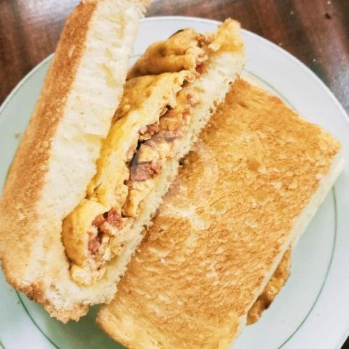 Roti Bakar Spesial Keju Corned menu Roti Bakar Wiwied, RS Fatmawati