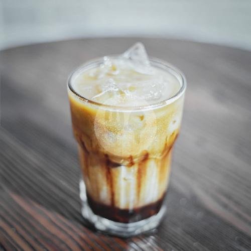 Utas Koffee Lowokwaru: Tempat Nongkrong Asik dengan Menu Kopi yang Bikin Nagih
