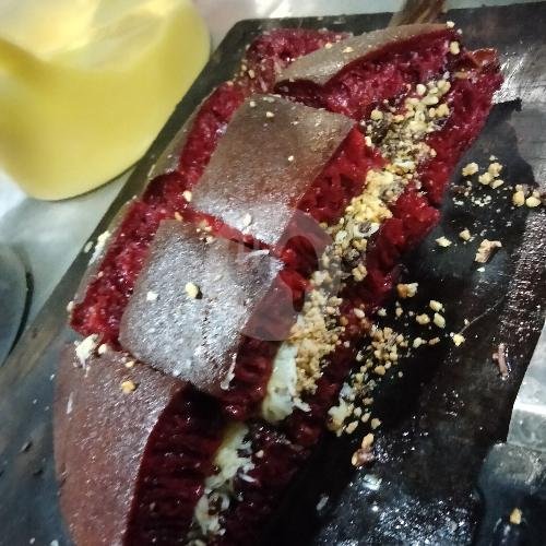 Original + Coklat menu Martabak Manis Sinar Bulan, Jalan Mastrip