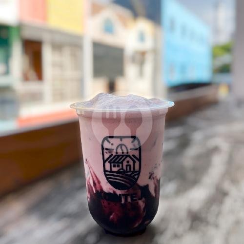 Tahu Walik menu Kopi Tejo, Blimbing