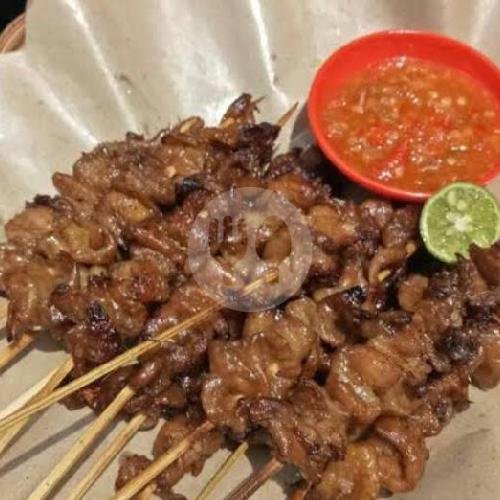 Lontong menu Sate Taichan Bang Osin, Senayan