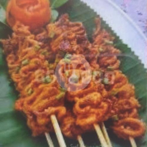Sate Usus menu Bubur Ayam Cahlor, Kayu Manis