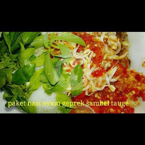 Paket Hemat Nasi Pelati Sambel Geprek + Tempe/tahu+lalapan menu Ayam Penyet Geprek Mama Rasya, Ruslani
