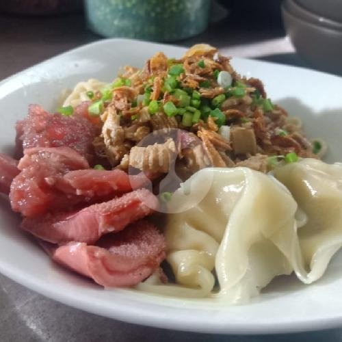 Pangsit Mie Babat Otot menu Mie Babat, Dharmahusada