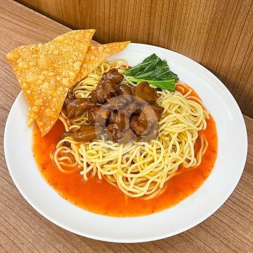 Mie Hotplate Sapi Yakiniku + 2 Pcs Gorengan menu YamMie Hotplate, Istana Plaza