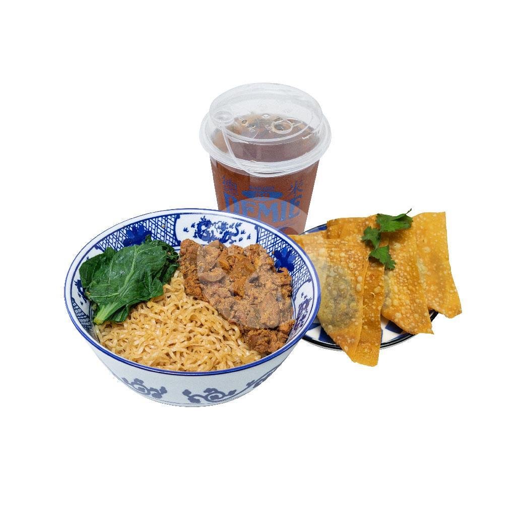 Review Menarik tentang DEMIE Bakmie 69 di Kemang: Mie Legendaris dan Variasi Menu yang Menggugah Selera