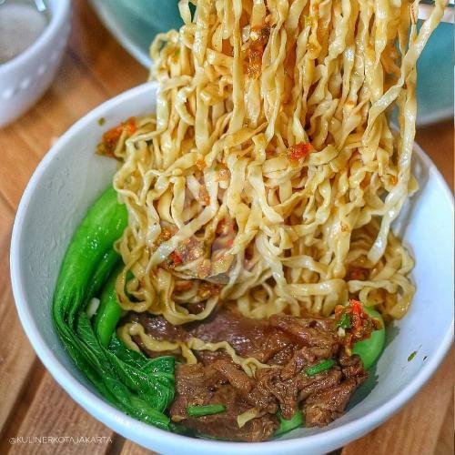 Bihun Nyonya menu Bakmi Nyonya, Pekalangan