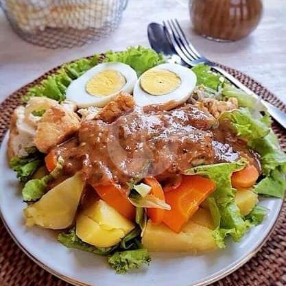 Gado2 + Nasi + Telor 1 menu Gado Gado Sekolah Korea, Sekolah Korea