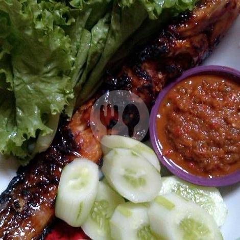 Nasi Ayam Ungkep Bakar menu Dapoer Bu Is