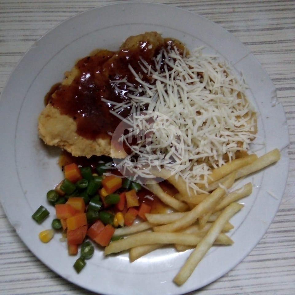 Ikan Dori Steak Keju menu Warung Steak 76, KH. Syahdan