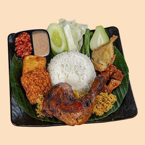 Tempe / Pcs menu Nasi Uduk & Tempong Bu Odah, Cipinang Muara