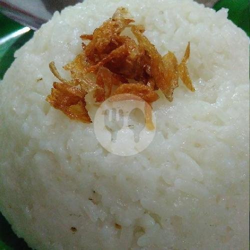 Nasi Goreng Ayam menu Warung Pojok Rawamangun