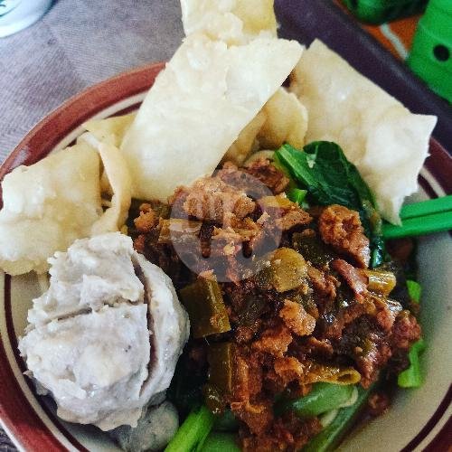 Baso Urat menu Mie Kocok dan Bakso Teh Pipit, Nagrak Gunung Guruh