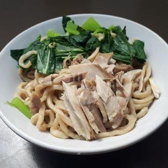 Mie Karet Cicendo: Pengalaman Makan yang Menggugah Selera di Bandung