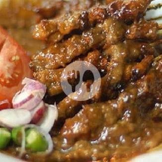 Lontong menu Sate Ayam Madura Bpk Dimas, Bintaro