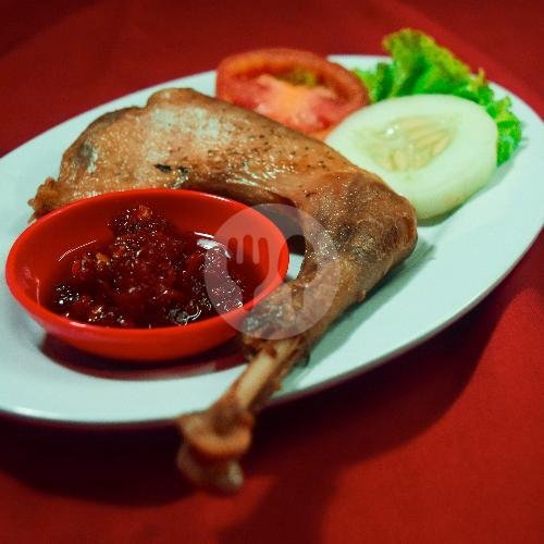 Ayam Bakar kampung Utuh (1ekor) menu RM Madukoro, A Yani