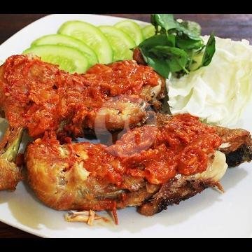 Ayam Penyet menu Pondok Penyet Al-faza Sidapurna, Sumber Bawang