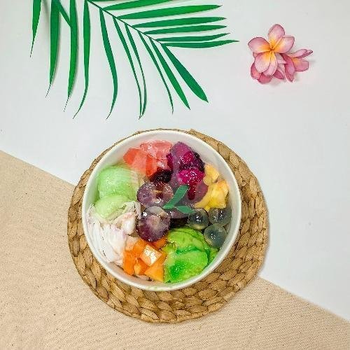 Kedai Es Buah Pak To: Surga Segar di Mijen, Semarang Kedai Es Buah Pak To: Surga Segar di Mijen, Semarang