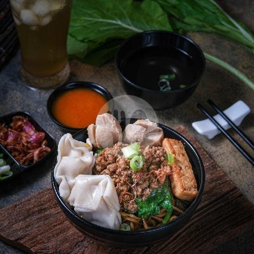 Mie Ayam Komplit menu Miee Time Magelang, Waringin
