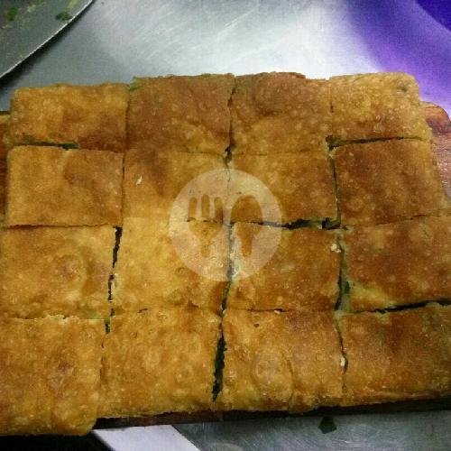 Martabak Telur Campur (2 + 2) menu Martabak You Win, Belakang kantor KPU