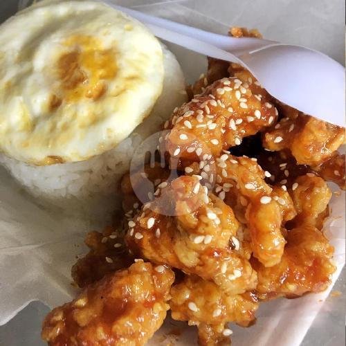 Review Kedai Nasmiecipok: Surga Kuliner di Malang yang Wajib Dikunjungi