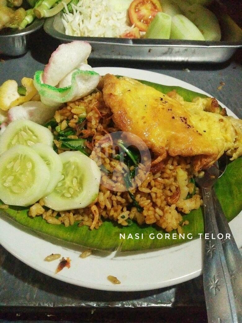 Mie Rebus Kari Ayam menu Nasi Goreng Kambing Bang Kumis, Otista