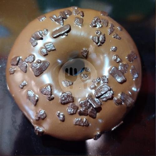 Vanilla Blackforest menu Donat Madu, Cikutra