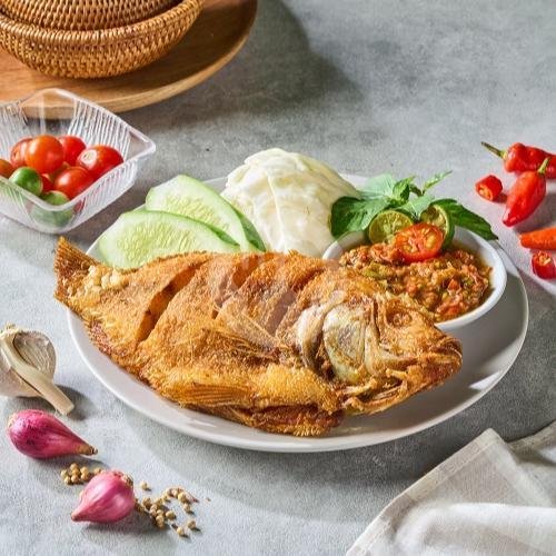 Nila Goreng + Nasi menu Nyambel Rampai Geh, Kebayoran Lama