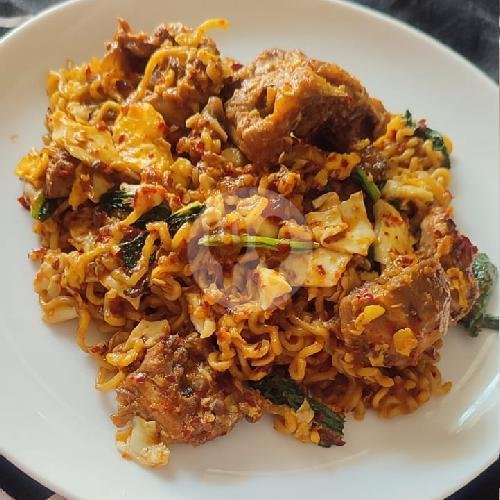 Rice Bowl Sambal Cumi Oseng Sayur menu Salad Buah Annisa, Soekarno Hatta