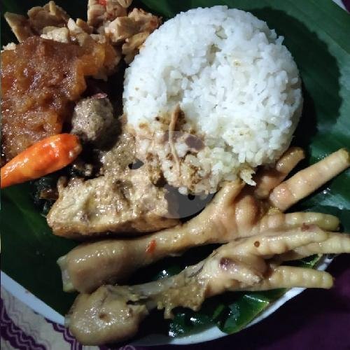 Nasi Gudeg Paha menu Gudeg Mbah Warni