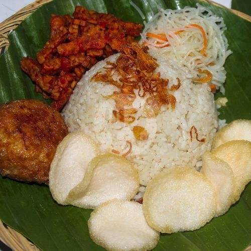 Paket Telur menu Nasi Uduk Uni Al, Cik Di Tiro