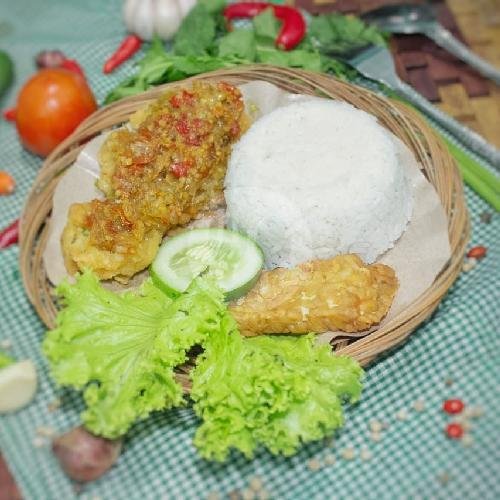Paket Hemat menu Dapoer 22, Sukun