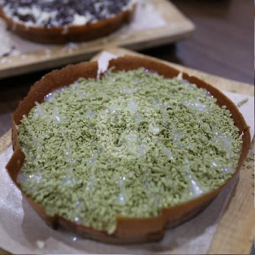 Martabak Tambora: Surga Kuliner Martabak Manis di Tasikmalaya