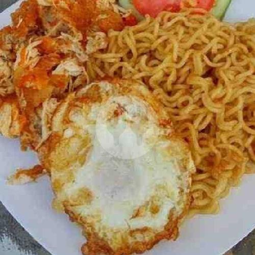 Nasi Ayam Geprek + Jamur Krispy menu Warmindo Ronal Briyan, Condongcatur