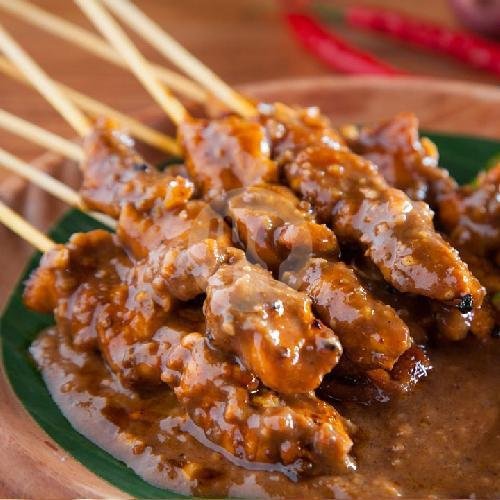 5 Lontong menu Sate Ayam Madura Cak Rusli Cipadu Jaya