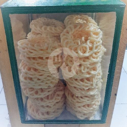 krupuk rambak menu KALIBOE sop iga bakar, wojo