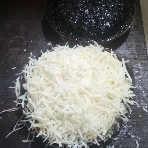 (mini) Pisang Coklat Susu menu Martabak Bangka Putri 99, Sariwangi