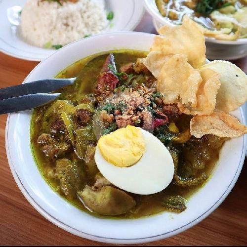 Soto Kikil menu Soto Gurih Sarimbit, Kacapiring