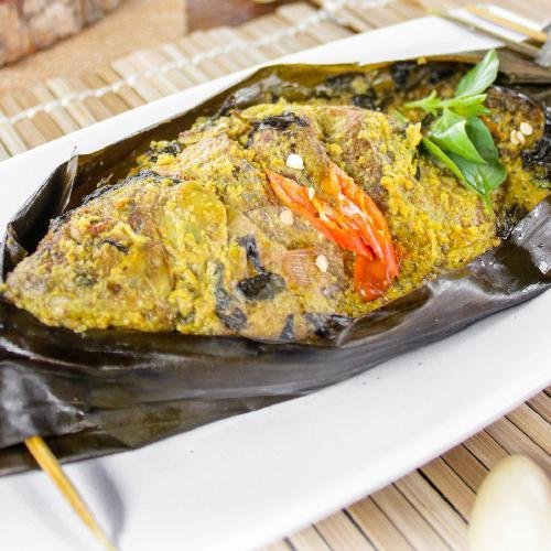 Nila Pepes menu Selera Jawa Sunda Pusat, Banjarsari