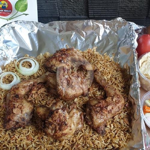 Family Kebuli Basmati Sapi menu Laskar Kebuli, Jatiasih