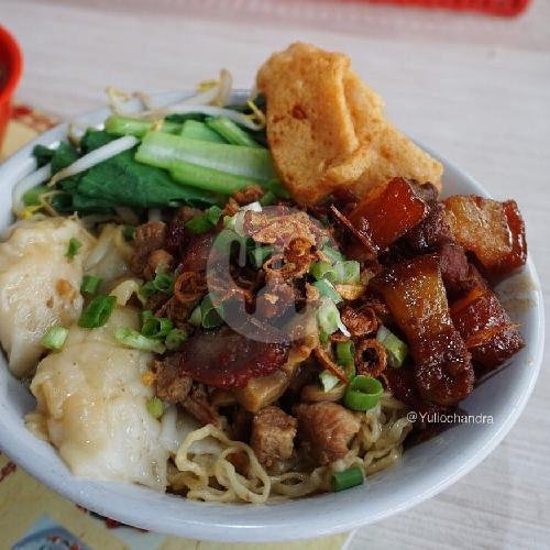 Traktir Driver Ojol-mu menu Bakmie Asim Medan, Kelapa Gading