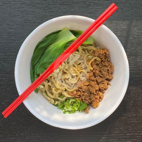 Es Kopi Susu Sidikalang menu Bakmie Kasih, Jl Kendal No 24