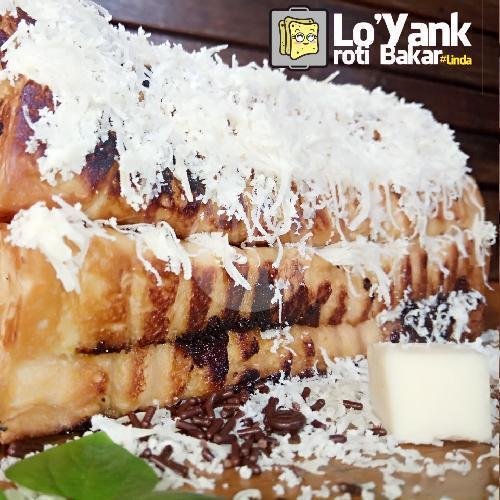 Tiramisu + 1 Varian Buah menu Roti Bakar dan Jus Loyang Linda, Candisari
