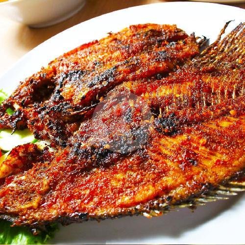 Review Waroeng Cobek Sumoreang: Kuliner Lezat di Karawang Barat