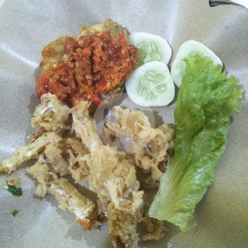 Pecel Lele Original Cabe Ijo Pakai Nasi menu Kapten Ayam Geprek, Sutomo